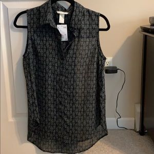 NWT’s H & M Sleeveless Top Size Medium NWT